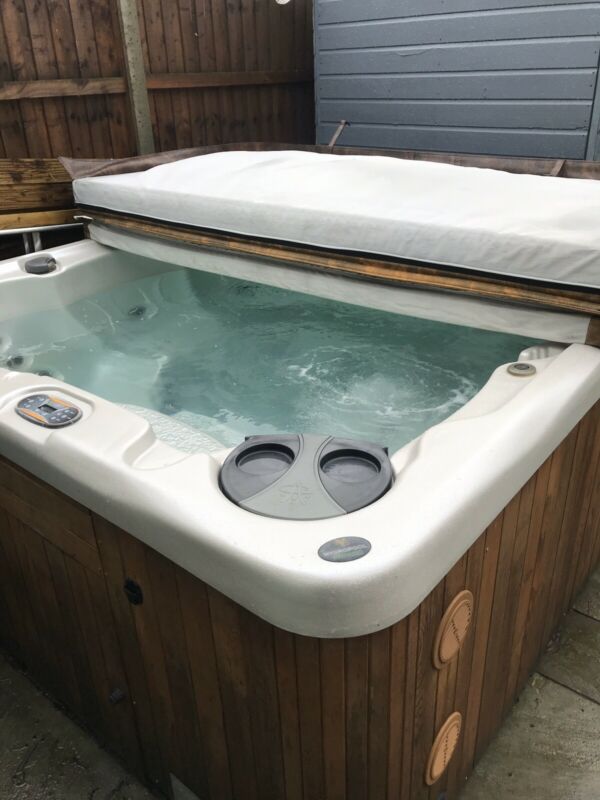 Hydropool Serenity HSE5000P Hot Tub Spa 5 Person for sale from United ...