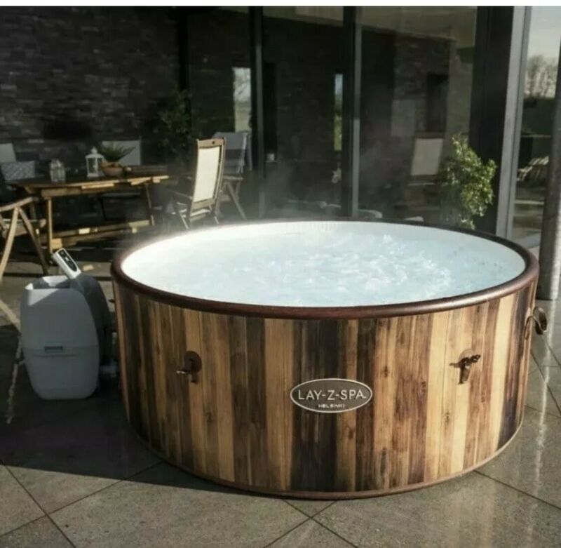 LayZSpa Helsinki Hot Tub 2021 Model 57person Lazy Spa Brand New With