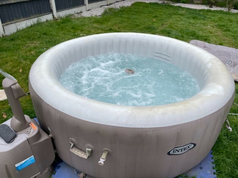 Intex Pure Spa Hot Tub for sale from United Kingdom