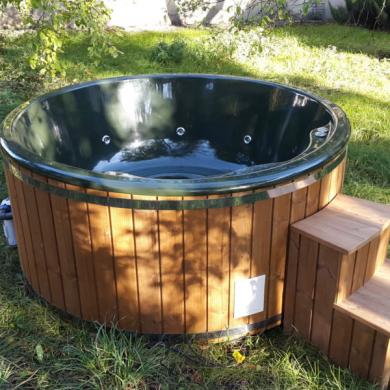 fiberglass jakuzzi