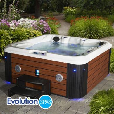 Strong Spas Factory Refurbished Hot Tub: Embrace 70 Non Lounger for ...