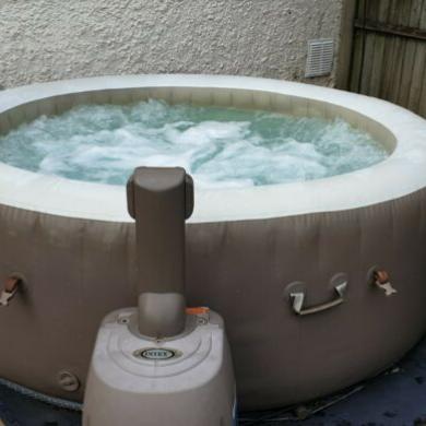 intex tub